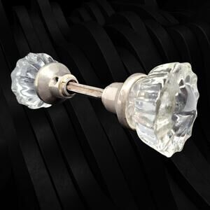 Mid-Century Clear Glass Doorknob Set – Chic‎ Cottagecore Vintage Hardware